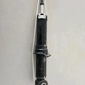 AMARTIZATOR CAROLLA