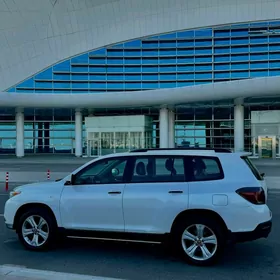 Toyota Highlander 2011