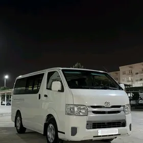 Toyota Hiace 2014