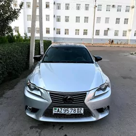 Lexus IS 2016