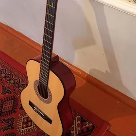 Gitara JORDANI