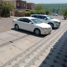 Toyota Camry 2010