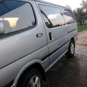 Toyota Hiace 1993