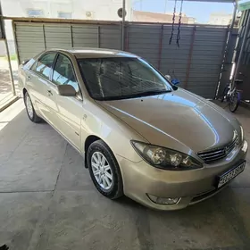 Toyota Camry 2003