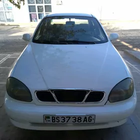 Daewoo Lanos 1999