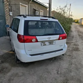 Toyota Sienna 2009