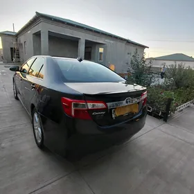 Toyota Camry 2012