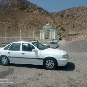 Opel Vectra 1992