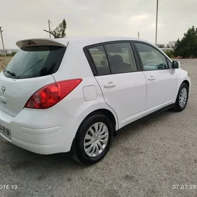 Nissan Versa 2010