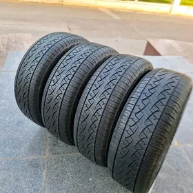 PIRELLI 275 60 20