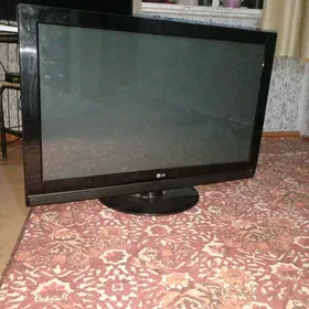 LG telvizor 42lik