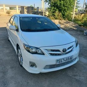Toyota Corolla 2013
