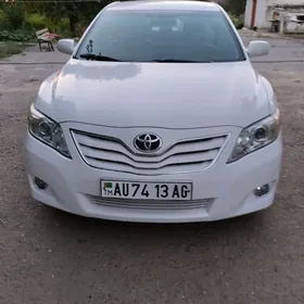 Toyota Camry 2011