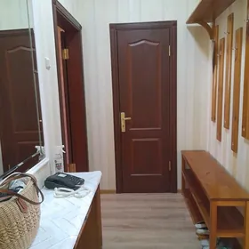 Гаудан В 4/4 этаж 2 ком