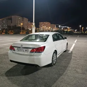 Toyota Avalon 2010