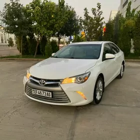 Toyota Camry 2015