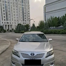 Toyota Camry 2010