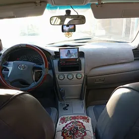 Toyota Camry 2010