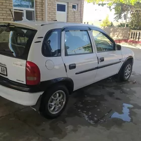 Opel Vita 2000