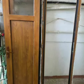 двери пластиковые