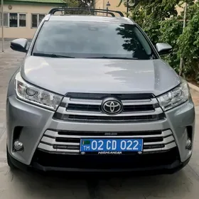 Toyota Highlander 2019