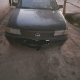 Opel Astra 1992