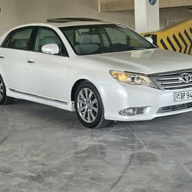 Toyota Avalon 2011