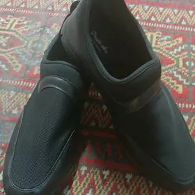 erkek ayakgaby