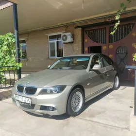 BMW F30 2010
