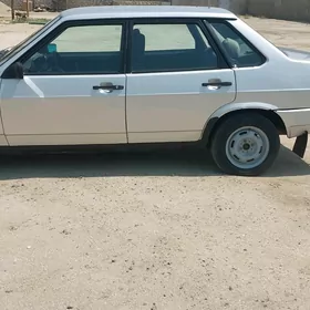 Lada VAZ-21099 2004