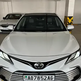 Toyota Camry 2022