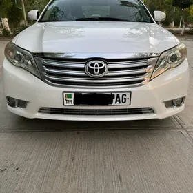 Toyota Avalon 2010