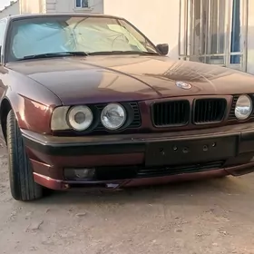 BMW 525 1990