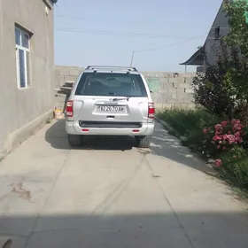 Nissan Pathfinder 2002