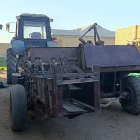 MTZ 80 2004