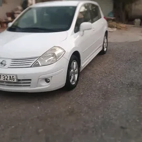Nissan Versa 2009