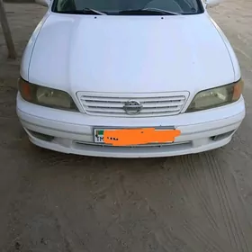 Nissan Cefiro 1995