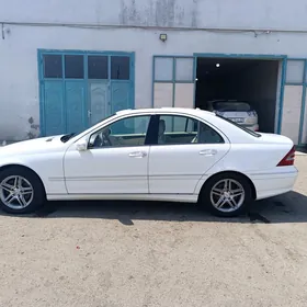 Mercedes-Benz C280 2005
