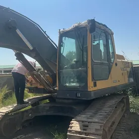 Volvo EC210 2012