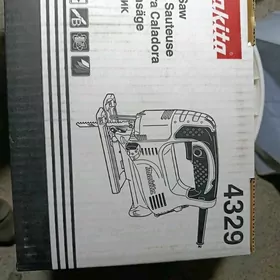 Makita Lobzik, Brez.