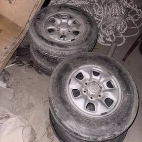 Hilux disk