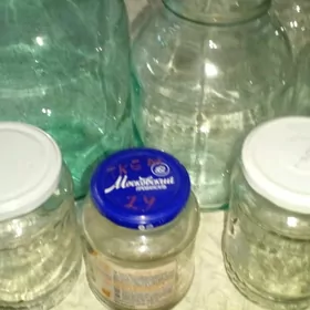 Банки разные
