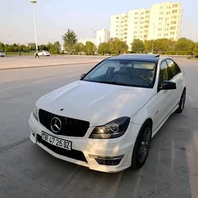 Mercedes-Benz C350 2010