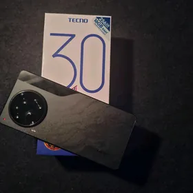 Tecno camon 30