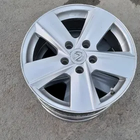 16 lyk Lexus disko