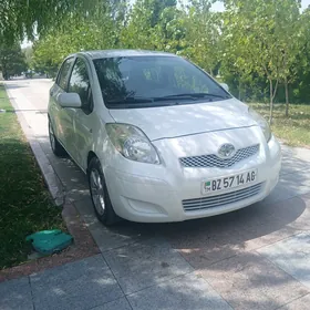 Toyota Yaris 2009