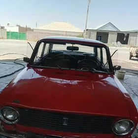 Lada 2104 1982