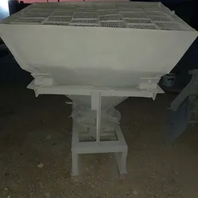 Traktor sürüm guraly