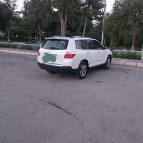 Toyota Highlander 2010