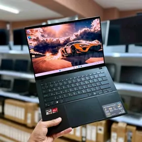 ASUS OLED 16-RAM RGB Keyboard